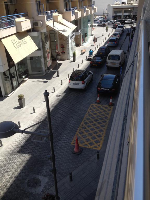 Les Palmiers Petrou Apartments Larnaca Værelse billede